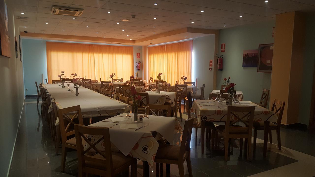 Hotel Lisboa Castrillo de la Guareña エクステリア 写真